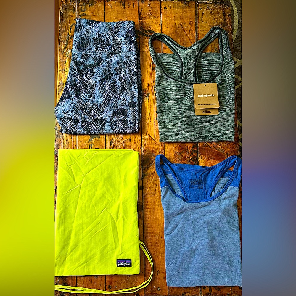 Patagonia new tops, bottom, and laundry bag size L/XL bundle /lot